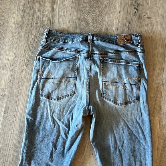 🏁 American Eagle blue denim high rise jegging size 8 - Picture 12 of 12